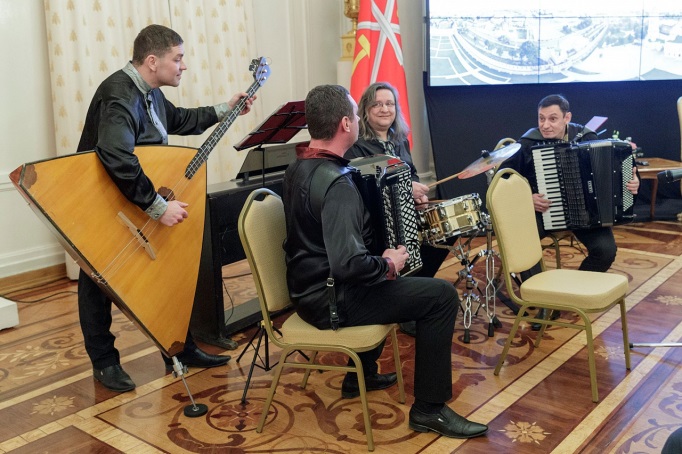 Описание: https://tularegion.ru/upload/resize_cache/iblock/820/1280_900_1/820fe525826835c62d7290c738e039f8.jpg